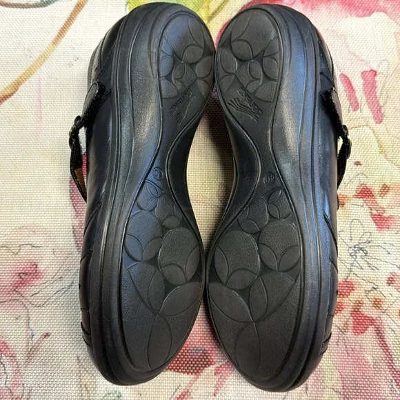 Dansko Mary Jane Shoes size EU 40. US size 10 - Picture 6 of 7